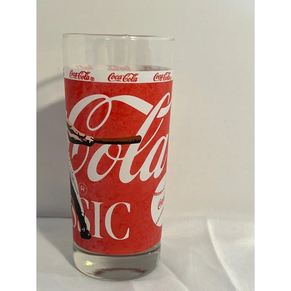 Vintage Coca-Cola Classic Baseball Player Glass‎ Tumbler Red White 6 Inch Tall